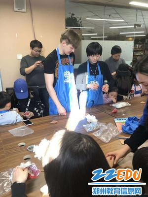 认真学习传统手工制作1 认真学习传统手工制作1