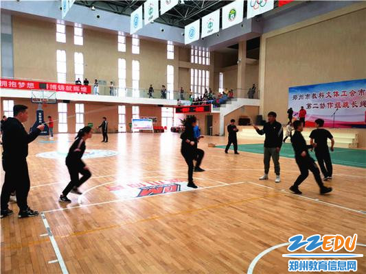 激烈比赛中_副本 激烈比赛中_副本