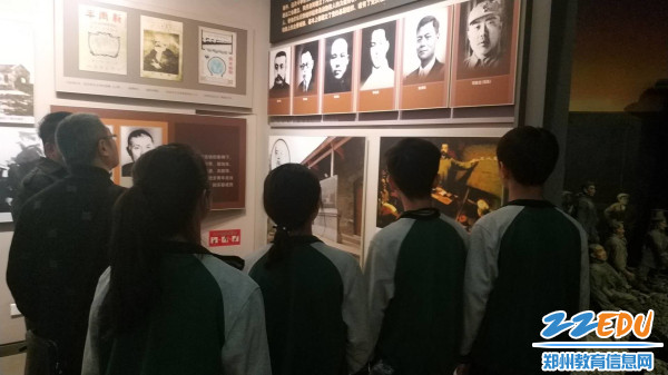 4参观中原英烈馆 4参观中原英烈馆