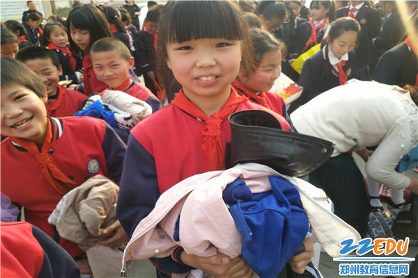 我最喜欢的衣服送给你,愿你每天都漂亮幸福 我最喜欢的衣服送给你,愿你每天都漂亮幸福