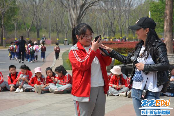 与学生一起参与游戏 与学生一起参与游戏