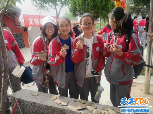 认识文化遗址上找来的陶片。_副本 认识文化遗址上找来的陶片。_副本