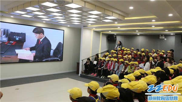 2019042442670389 2019042442670389