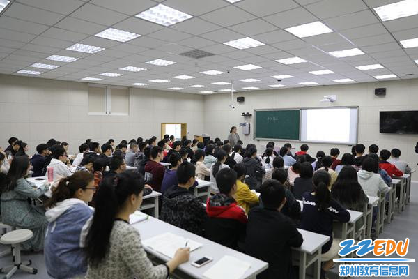 郑州市高中音乐教研共同体教研活动在郑州12举行