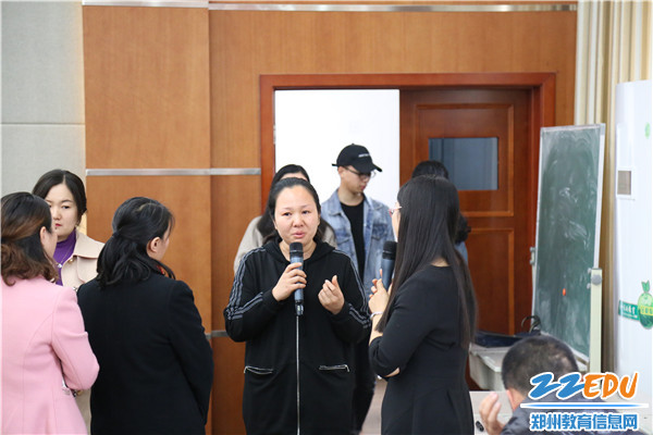 8一名家长分享体验“孩子”的感受 8一名家长分享体验“孩子”的感受