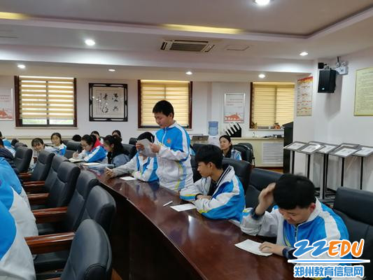 开讲啦!郑州四中开展纪念五四运动100周年专题