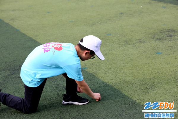 5.爱护学校卫生,亲手捡起垃圾 5.爱护学校卫生,亲手捡起垃圾