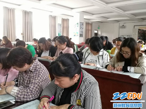 [荥阳] 向周超同志学习 荥阳三小在行动