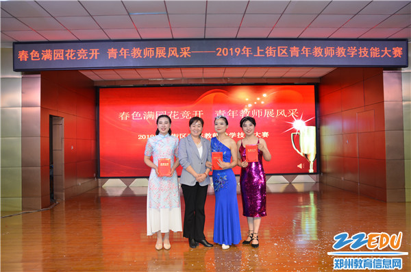 合影留念 合影留念