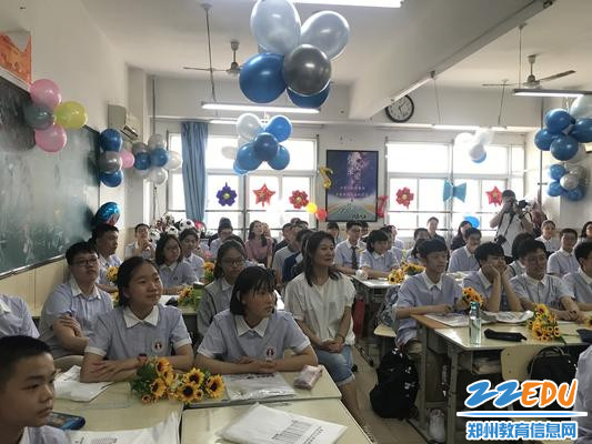 3.家长代表莅临现场 - 副本 3.家长代表莅临现场 - 副本