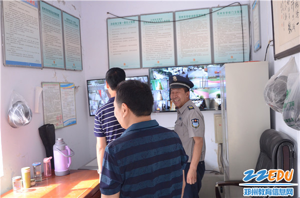 检查学校安全工作 检查学校安全工作