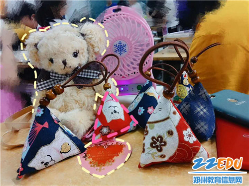 漂亮的香包 漂亮的香包