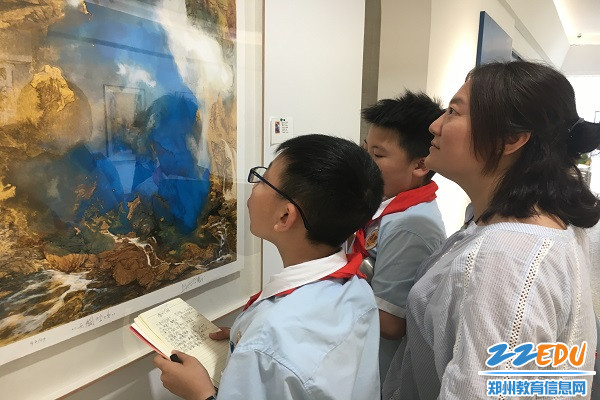 仔细观察 仔细观察