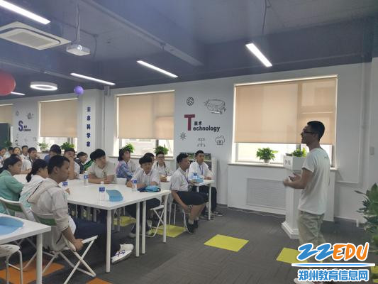 听学长介绍中国计算机发展史 听学长介绍中国计算机发展史