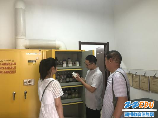 3整改化学品储藏室通风橱 3整改化学品储藏室通风橱