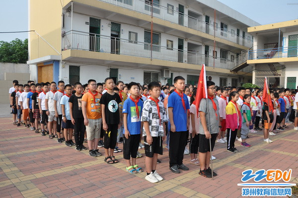 整齐的队伍_调整大小 整齐的队伍_调整大小