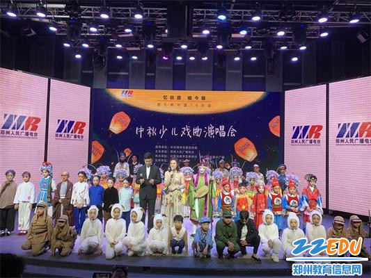 全体小演员大合影 全体小演员大合影