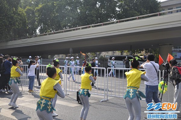 3 火炬传递中_副本 3 火炬传递中_副本