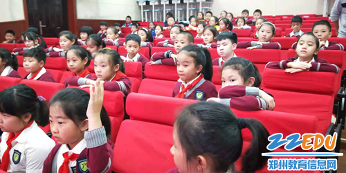 4.优胜路小学的孩子们纷纷表示要保护好自己的牙齿,成为护牙小卫士_副本 4.优胜路小学的孩子们纷纷表示要保护好自己的牙齿,成为护牙小卫士_副本