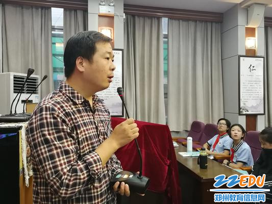 1.郑州八中校医高宝锋交代听讲座注意事项 - 副本 1.郑州八中校医高宝锋交代听讲座注意事项 - 副本