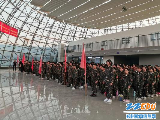 整齐的队伍_调整大小 整齐的队伍_调整大小