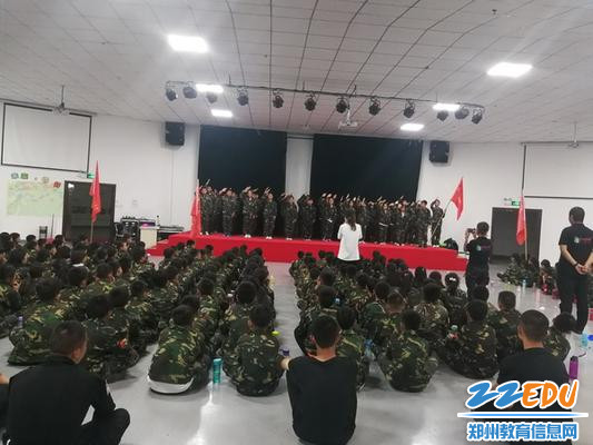 学生进行训练_调整大小 学生进行训练_调整大小