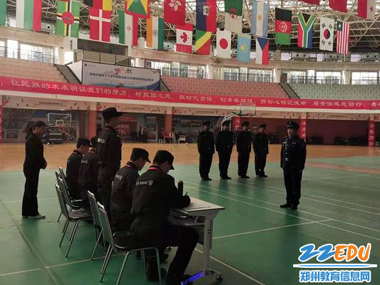郑州11中保安代表队在比赛当中展现良好风貌