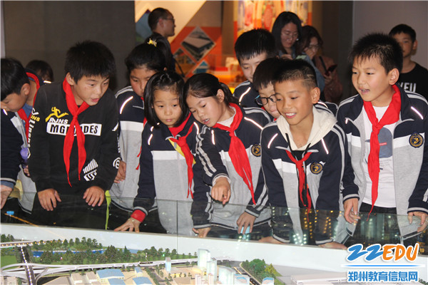 这个地图可真大! 这个地图可真大!