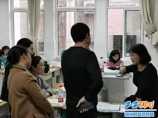 个别交流 个别交流