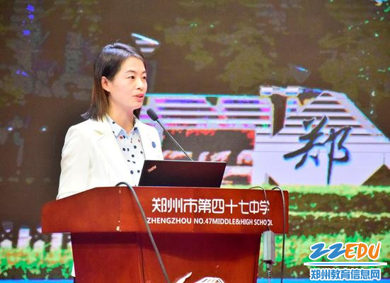 教务处副主任崔杨柳主持本次家长学校交流活动 教务处副主任崔杨柳主持本次家长学校交流活动