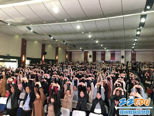 家长全身心参与 家长全身心参与