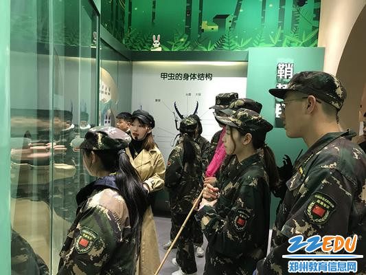 参观昆虫馆_副本 参观昆虫馆_副本