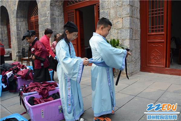 2019111137286417 2019111137286417