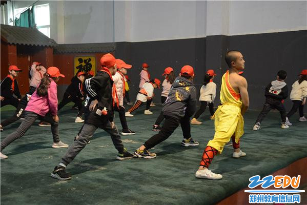 2019111137296325 2019111137296325