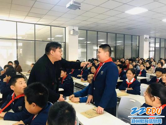 微信图片_20191113082625_调整大小 微信图片_20191113082625_调整大小