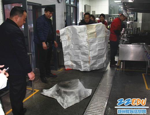 2火源被迅速扑灭_副本 2火源被迅速扑灭_副本