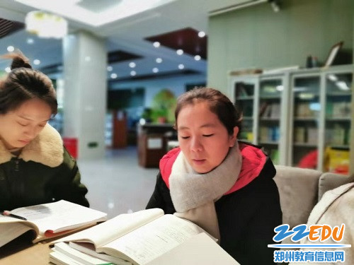 经验丰富的教师建言献策 经验丰富的教师建言献策