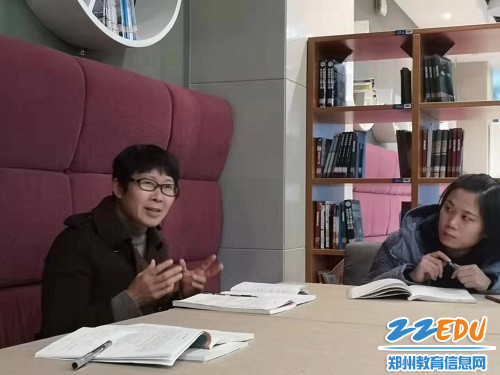 郑州九中教研组长郭河秀老师指导教学 郑州九中教研组长郭河秀老师指导教学