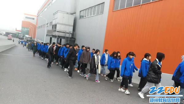 走进京东仓库 走进京东仓库