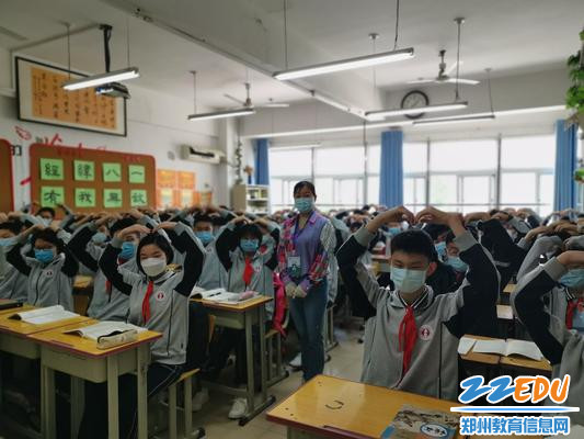 好久不见今天我们如约而至郑州经纬中学全面复学第一天纪实