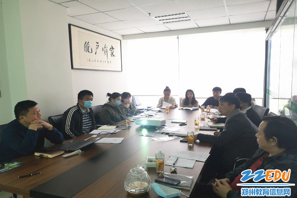 校企共同参与郑州地铁4号线文化艺术墙设计提案的制定工作会_副本 校企共同参与郑州地铁4号线文化艺术墙设计提案的制定工作会_副本