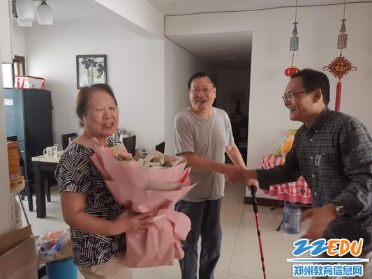 3许久未见，很是想念