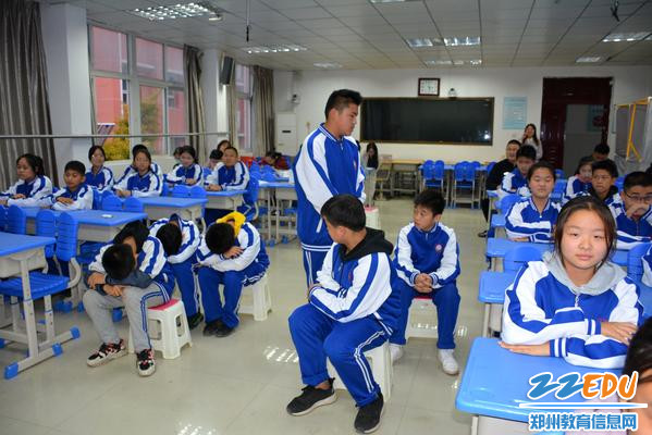情景剧导入《与学习共舞》_副本