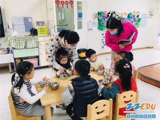 一日生活皆教育,小小进餐大智慧——郑州市实验幼儿园开展进餐观摩