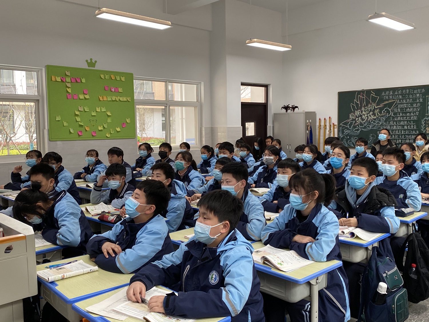 郑州八中管城校区开展优秀教师引领课展示