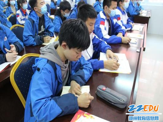 学党史 入眼入耳更入心入脑