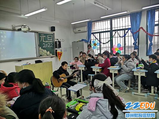 2.各班同学积极参与活动