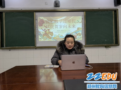 少先大队辅导员表彰优秀少先队员_调整大小 少先大队辅导员表彰优秀少先队员_调整大小