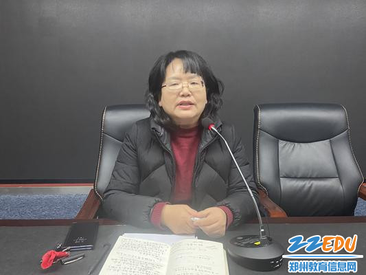 校长张献雨强调加强精致化管理意识_副本 校长张献雨强调加强精致化管理意识_副本