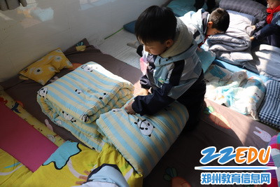 娴熟地捋叠_调整大小 娴熟地捋叠_调整大小